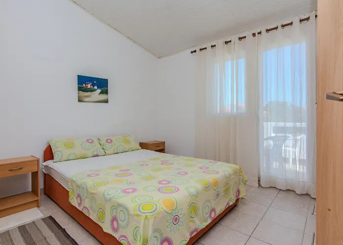 By The Sea - 23554 Apartment Vir