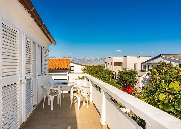 By The Sea - 23554 Vir